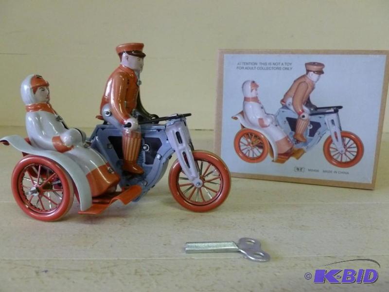 Collectible tin wind up motorcycle ...