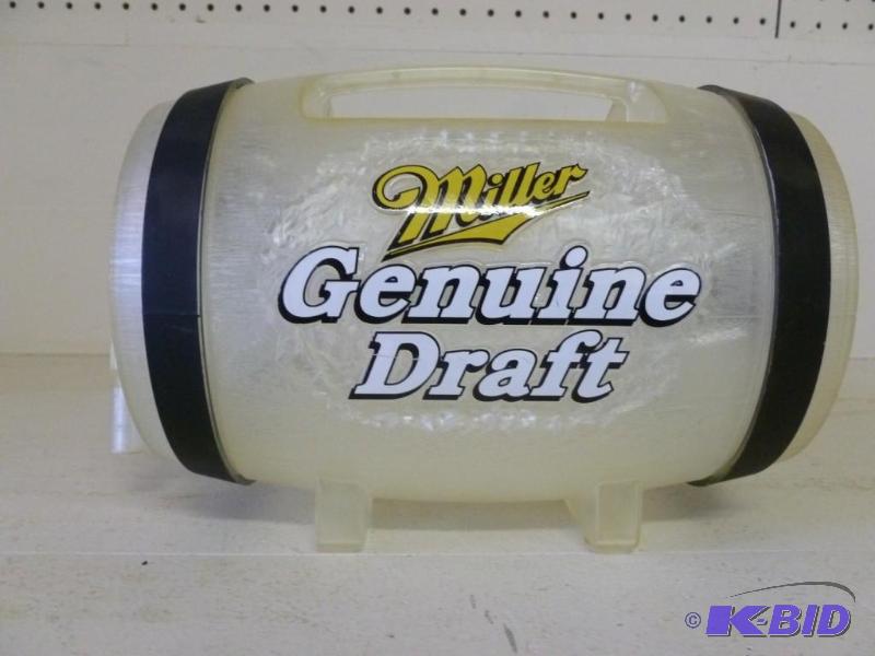 Miller Genuine Draft heavy gage pla...