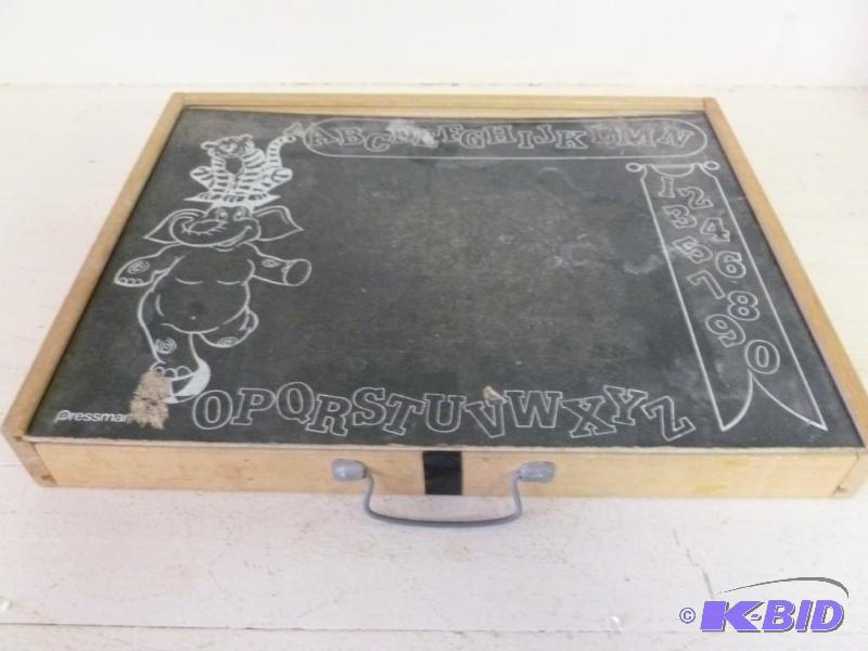 Vintage Pressman kids carry case ch...