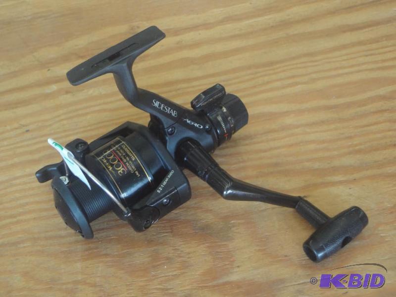 lot 192 image: Shimano SideStab Aero Reel...