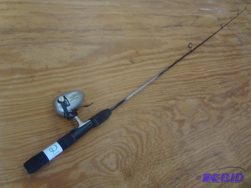 lot 21 image: Shakespeare Microspin Reel With Sha...