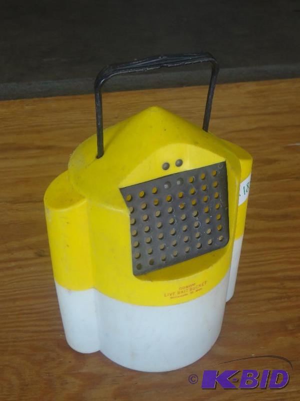 lot 218 image: Live Bait Bucket...