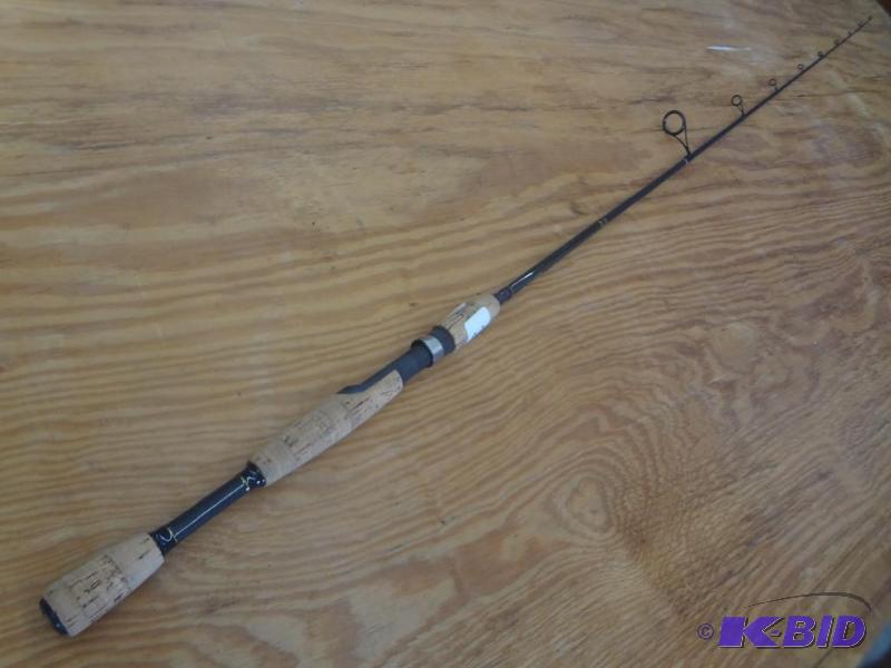 lot 22 image: Like New Gander Mountain Pro Select...