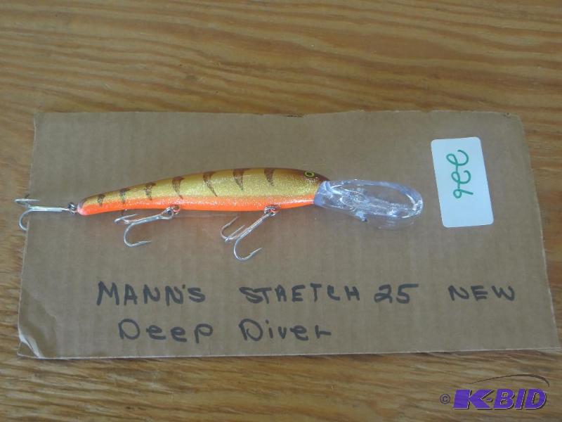 lot 226 image: New Manns Stretch 25 Deep Diver...