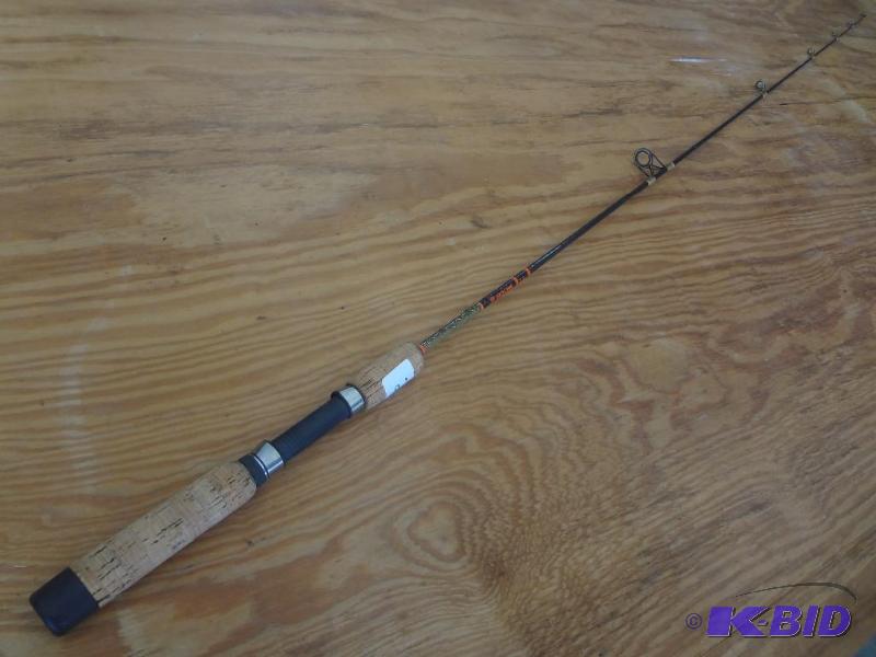 lot 24 image: Skyline Medium Action 6ft Spinning ...