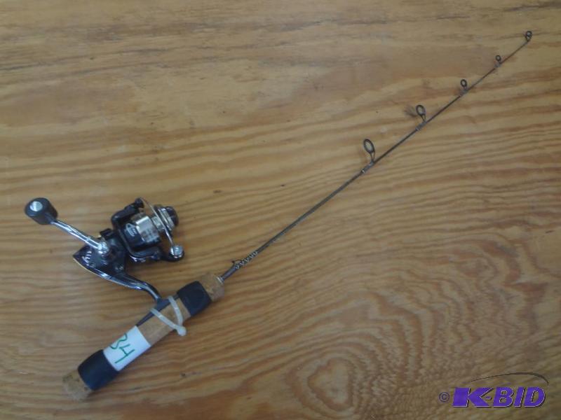 lot 34 image: Gander Mountain Professional Spinni...