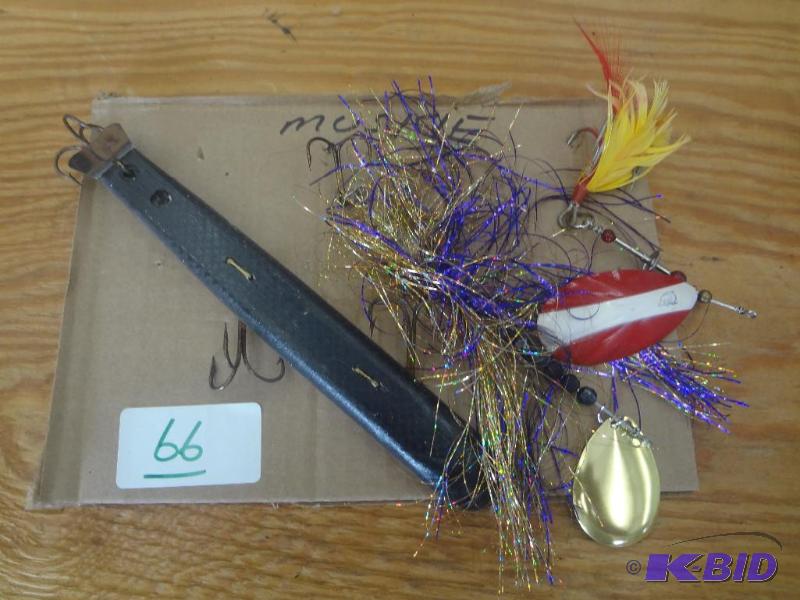 lot 66 image: (3) Muskie Lures...