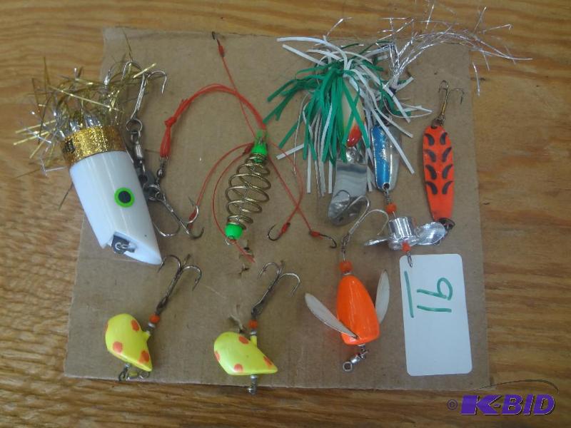 lot 91 image: (8) Various Lures...