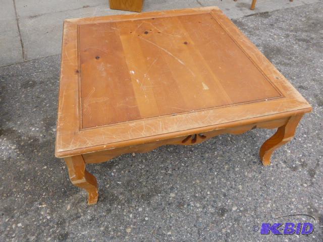 lot 108 image: Coffee Table Not in the best condit...