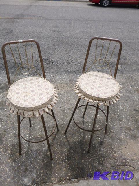 lot 130 image: 2 Swivel Bar 30" Stools...
