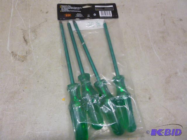 lot 20 image: itt Assorted Jumbo Screwdrivers 4 P...