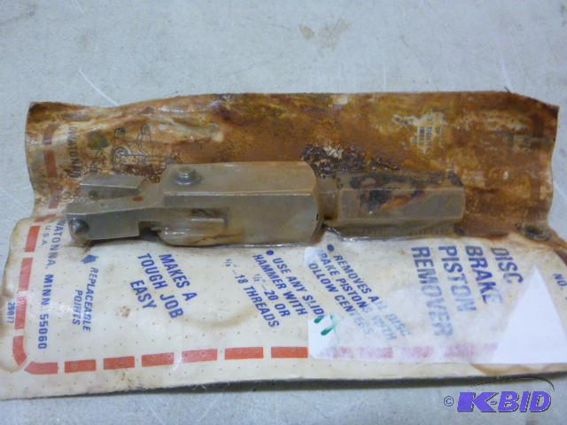 lot 23 image: Owatonna No. 7022 Disc Brake Piston...