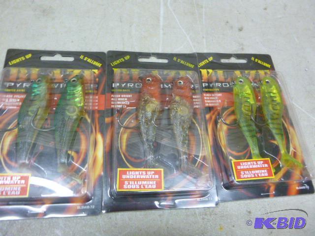 lot 45 image: 3 Packs of Blaze Pyroswimmer Lights...