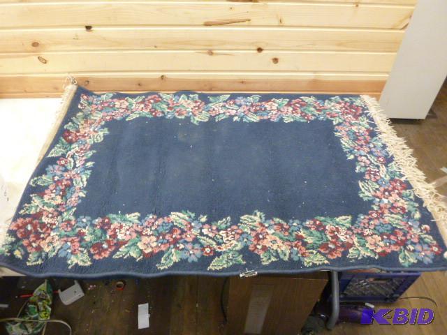 lot 88 image: Entry Rug 31" X 46"...