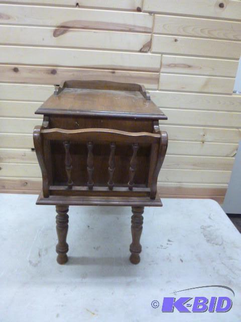 lot 93 image: End TableMagazine Rack...
