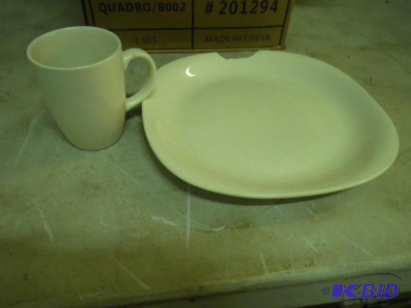 16 pc dishware set, some broke...