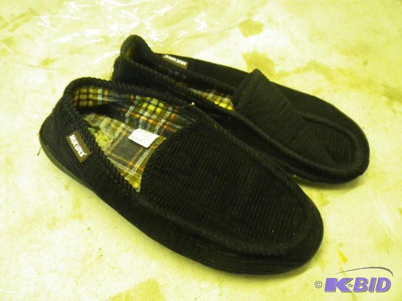 Mukluks size 1011 used...