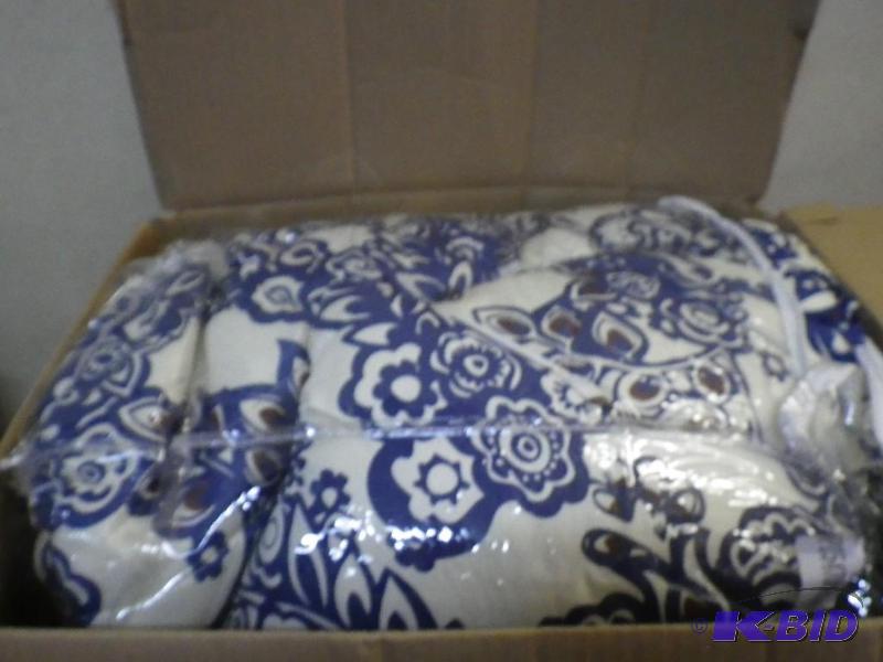 Queen bed set...