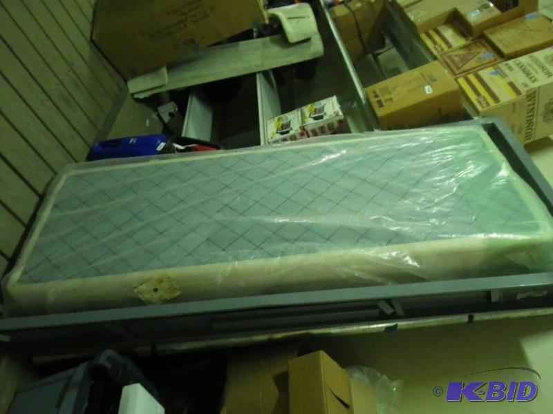 new twin bed box spring...