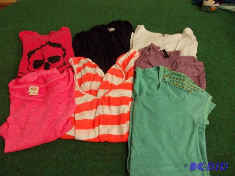 7 Casual Wear Shirts (short and 34...