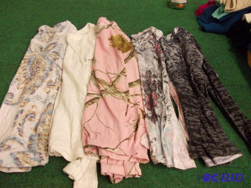 5 Long Sleeve Shirts Size SM...