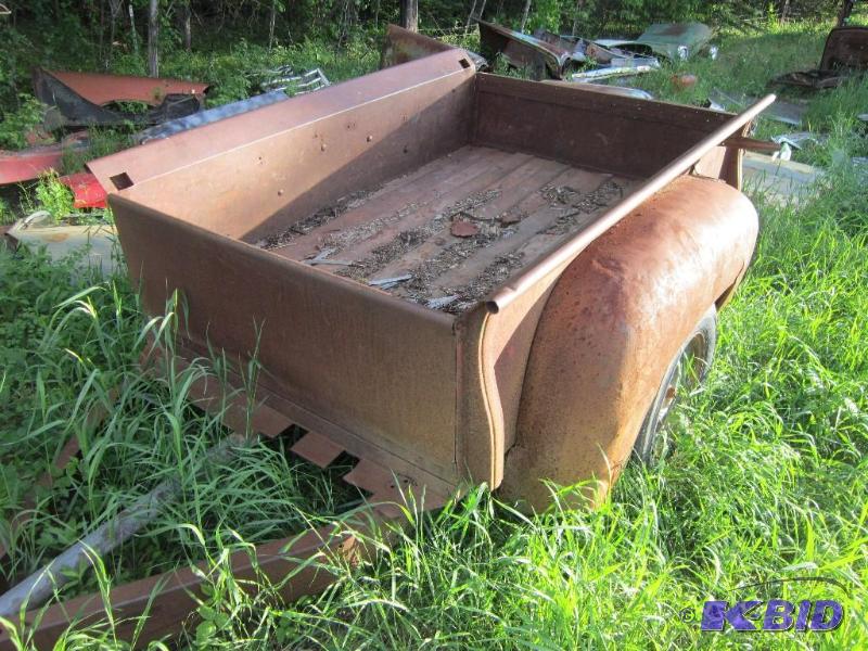 Vintage yard trailer