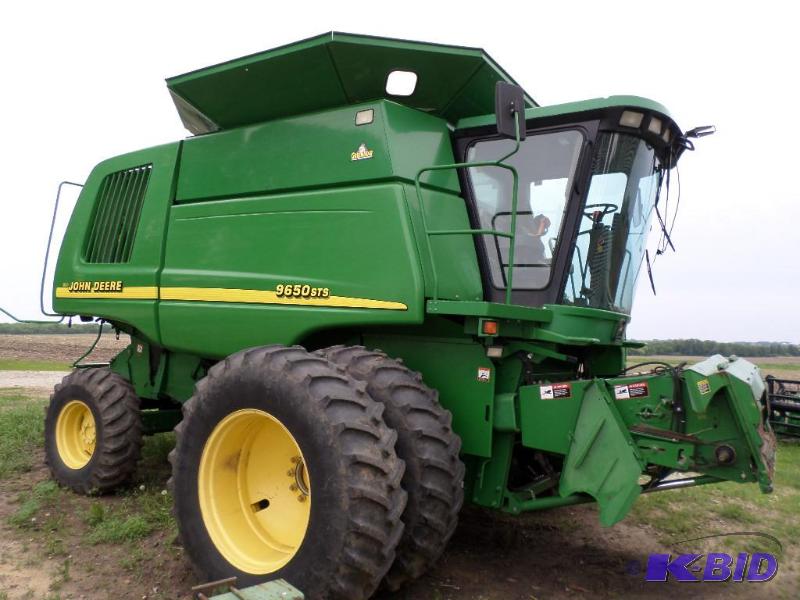 John Deere 9650 STS Combine