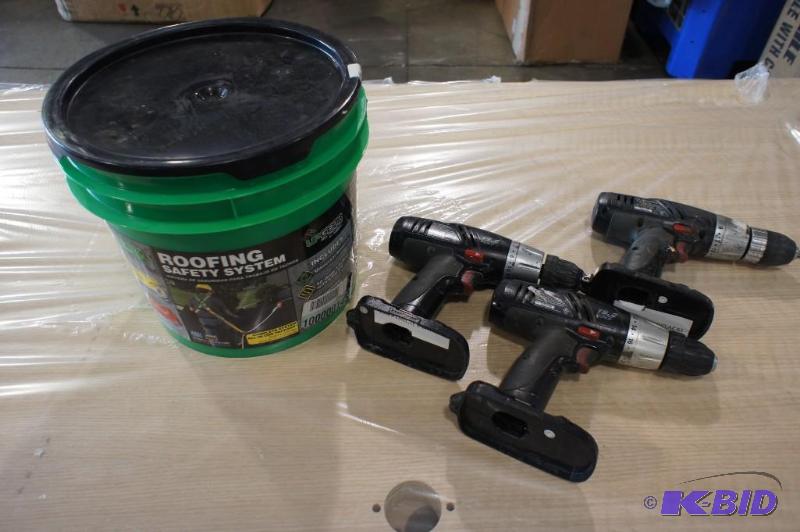 lot 18 image: Roofing Safety System Complete Set ...