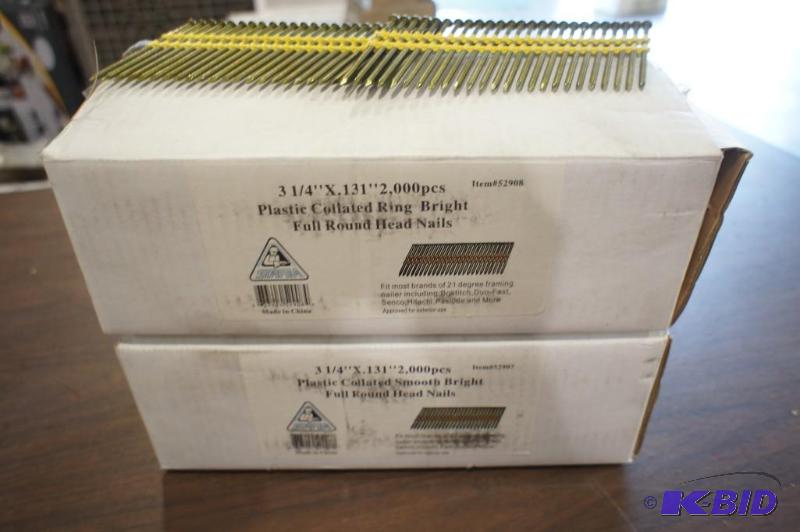 lot 44 image: (2) Boxes 3 14" Plastic Colai...