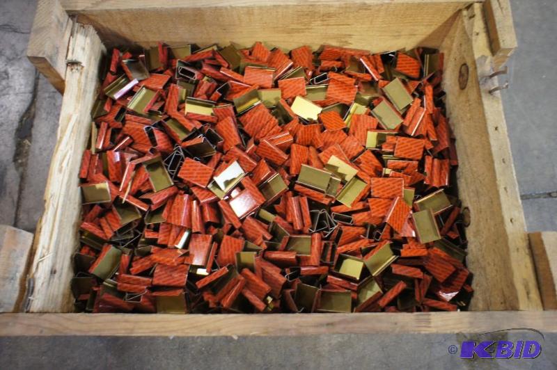 lot 46 image: Box of Band Clips for Strapping dow...