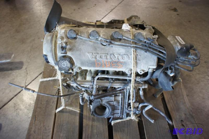 lot 48 image: Honda Engine  Size Unknown. Sold A...