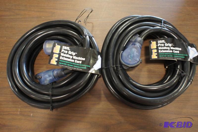 lot 70 image: Pro Glo 25ft Welding Machine Extens...