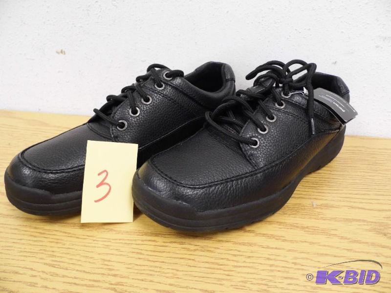 Thom McAn Mens Leather Shoes