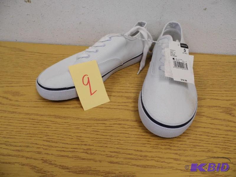 Joe Boxer Shoes