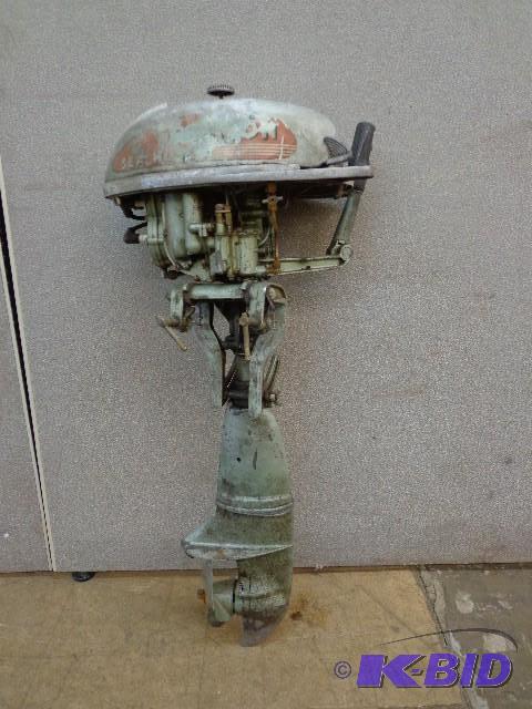 lot 11 image: Johnson Sea Horse Outboard Boat Mot...