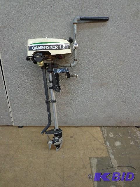 lot 18 image: Gamefinder 1.2 HP Trolling Motor Mo...