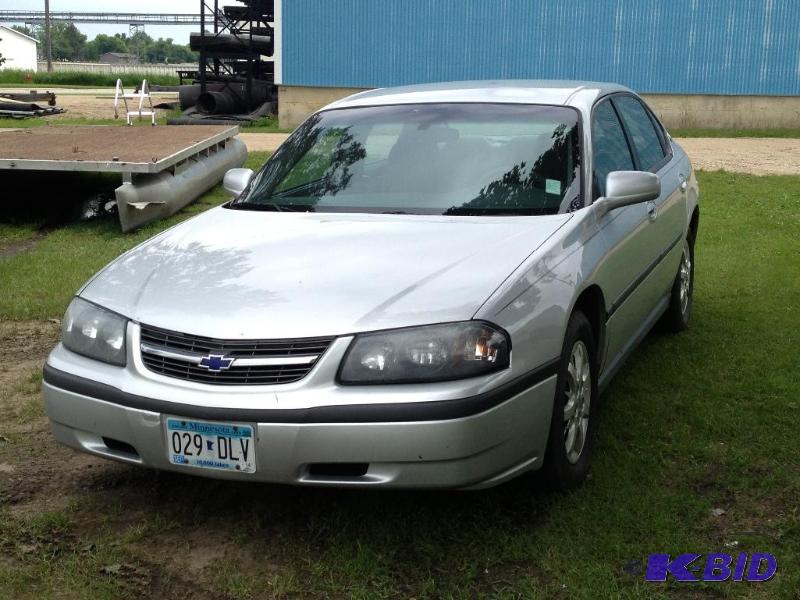 lot 3 image: 2003 Chevrolet Impala