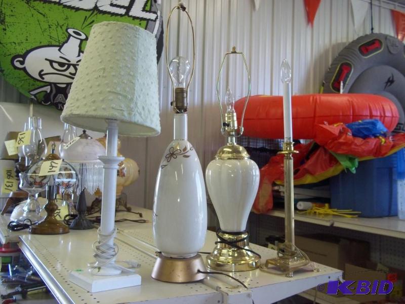 4 Decor Lamp Consignor states works...