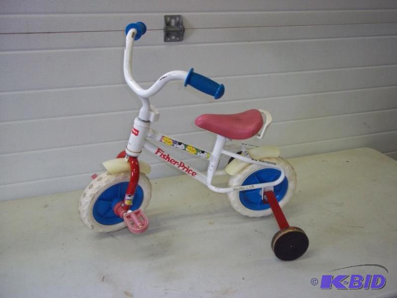 fisher price bicycle with training wheels