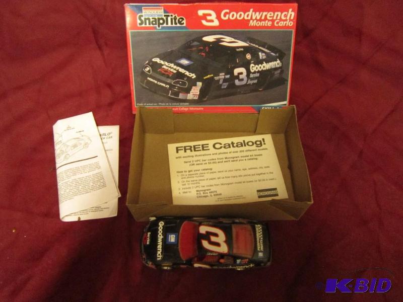 lot 67 image: Assembled #3 Goodwrench Snaptite mo...