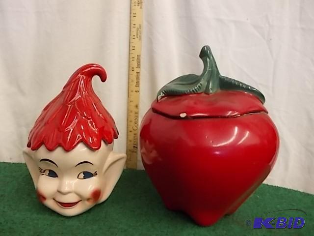 lot 14 image: Pixie &amp Apple Cookie Jars...