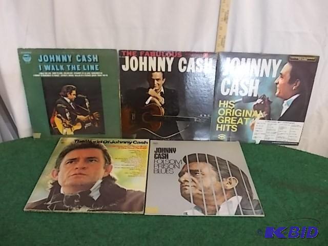 lot 16 image: 5-Johnny Cash Record Albums...