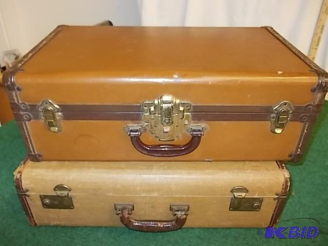 lot 41 image: 2-Vintage Suitcases...