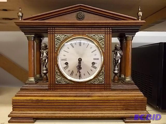lot 51 image: Wood Mantle Clock&nbsp...