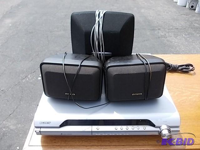 lot 69 image: Sony DAV-DX255 DVD Home Theater Sys...