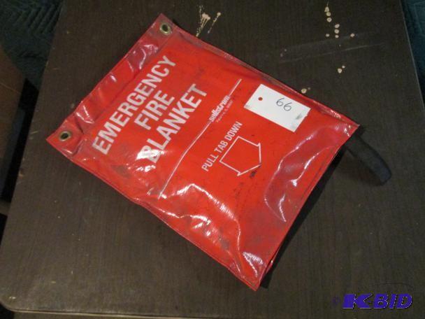 Emergency fire blanket, 1 pc...