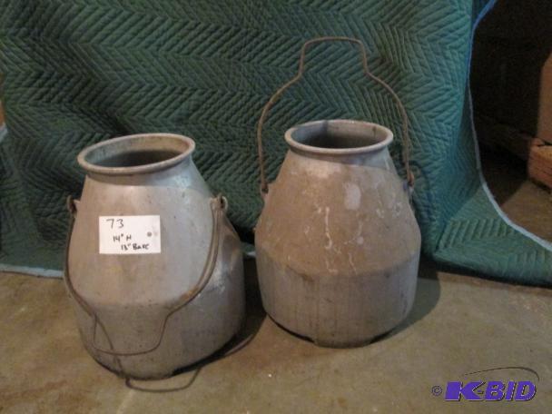 Aluminum milk cans 14&quot H 13&qu...
