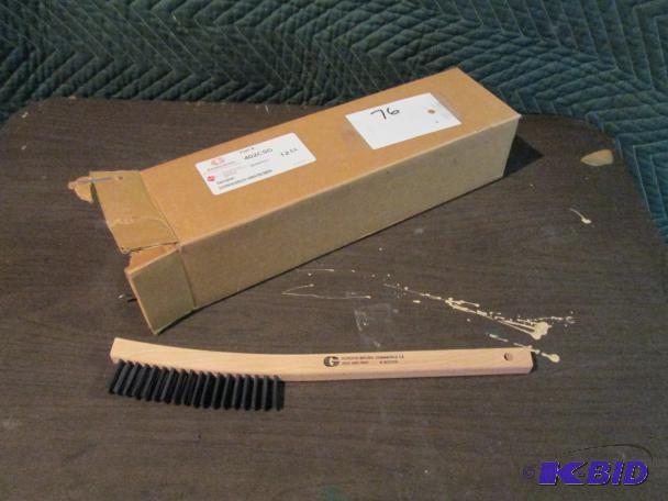 1 box of wire brushes 12 pcs...
