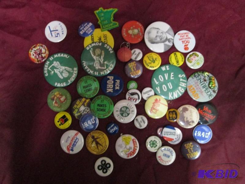 Lot of approximately 20 buttons for...