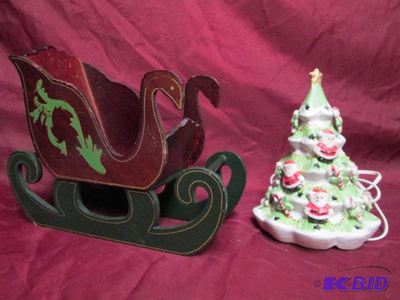 Pair of Christmas decorations for t...